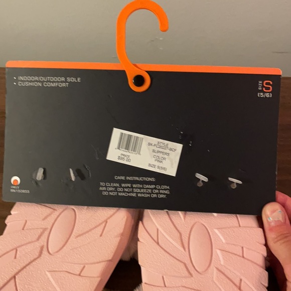 NWT French Connection Slippers - Picture 3 of 9